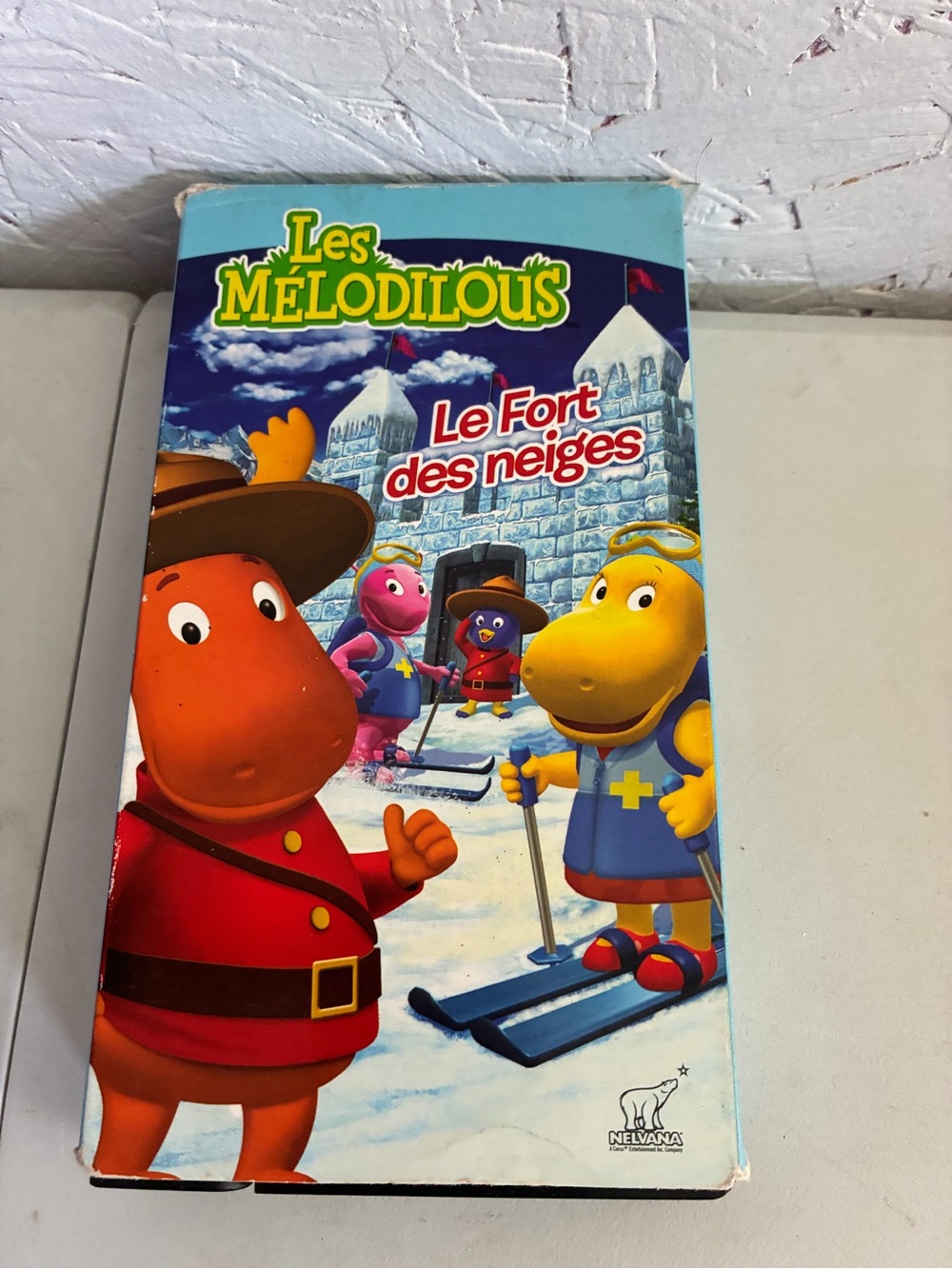 Les Mélodilous Le Fort des Neiges Kids Toy Playset - Blue & Yellow